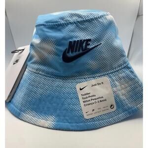 Nike Toddler Bucket Hat UPF40+ Size 2/4t Lt Blue Adjustable Chin Strap New Tags